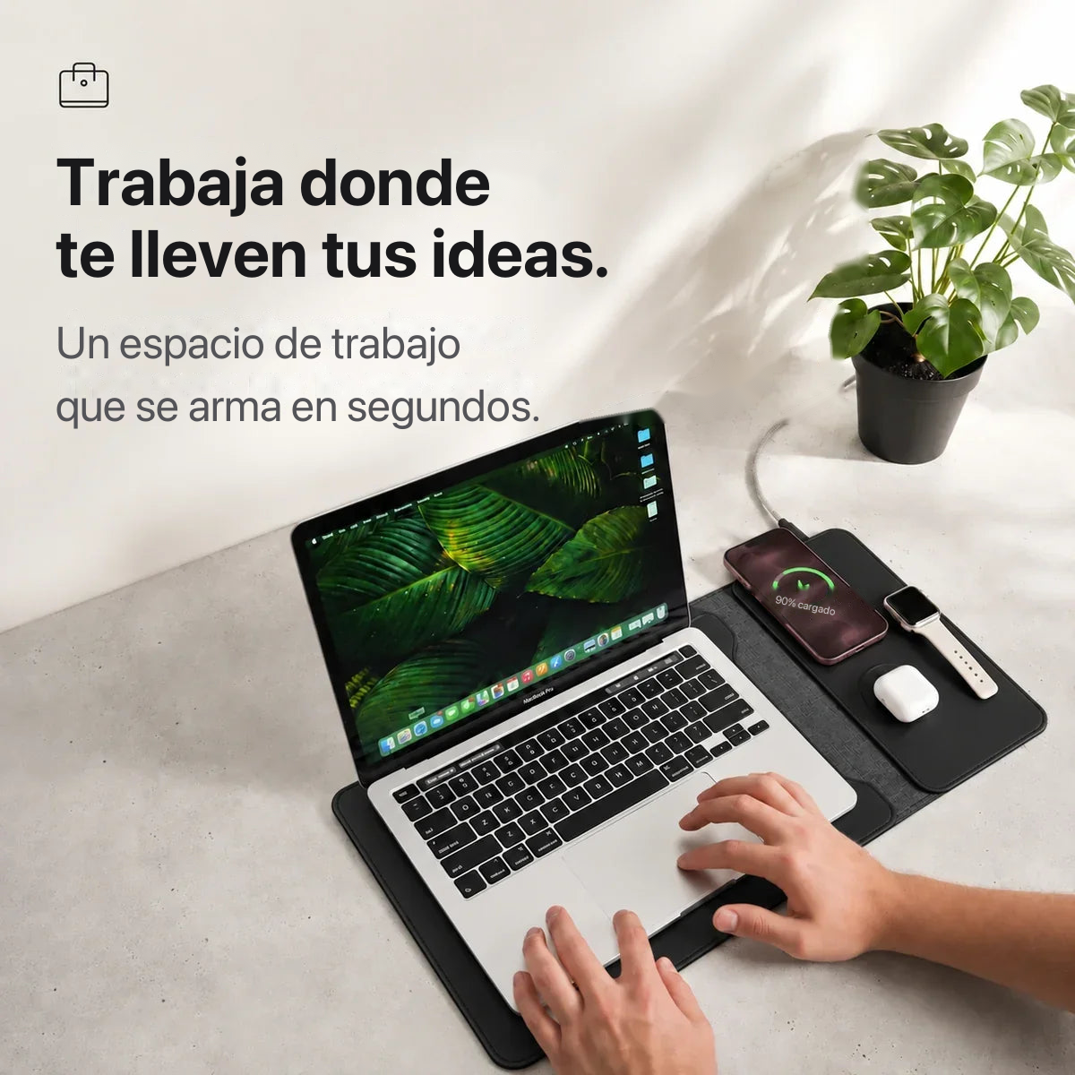 Trabaja donde te lleven tus ideas — MagDesk Sleeve Negro Medianoche